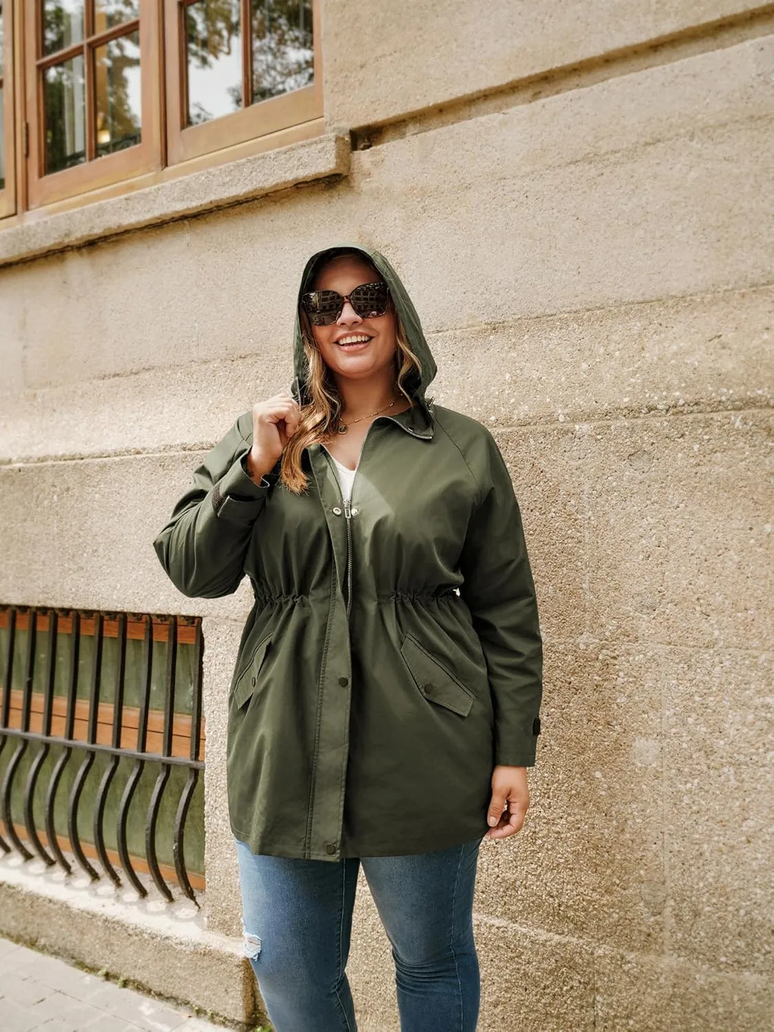 Hanna Nikole Women's Plus Size Waterproof Raincoat Lightweight Windbreaker Hooded Jacket with Pockets