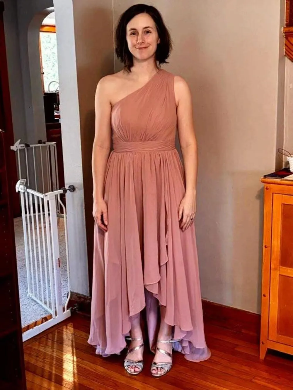 Noras dress Tube Bridesmaid Dresses with Scarf Long with Scarf 2025 Ruched Chiffon A Line Formal Evening Party Dress NO194
