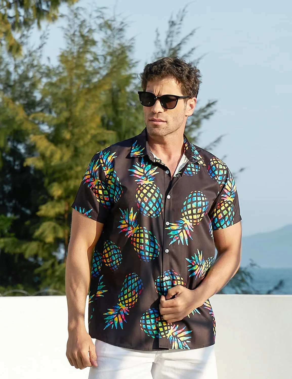 RAISEVERN Mens Hawaiian Shirt Casual Button Down Short Sleeve Tropical Beach Dress Shirt for Summer Holiday