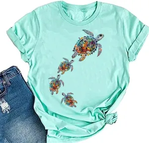 Sea Turtle Graphic T-Shirt Women Vintage Animal Print Shirt Hawaiian Summer Beach Tee Casual Short Sleeve Vacation Top