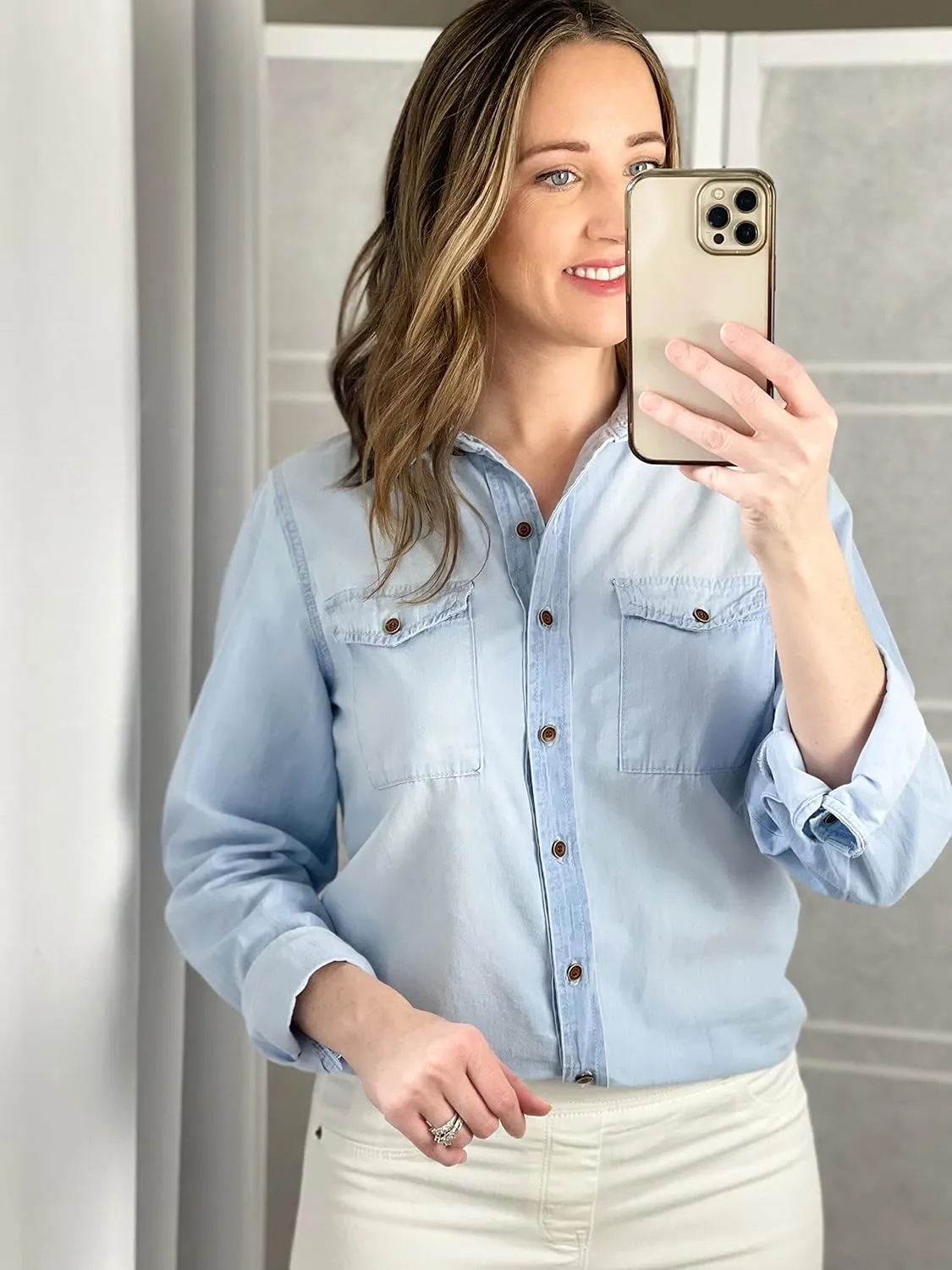 Vetinee Women's Button Down Denim Shirt Collared Casual Long Sleeve Pocket Tops